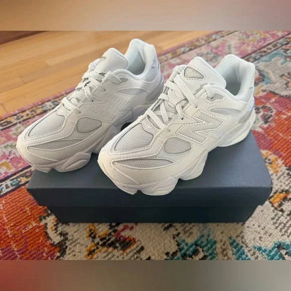 New Balance Kids Grey Sneakers - Picture 6 of 8